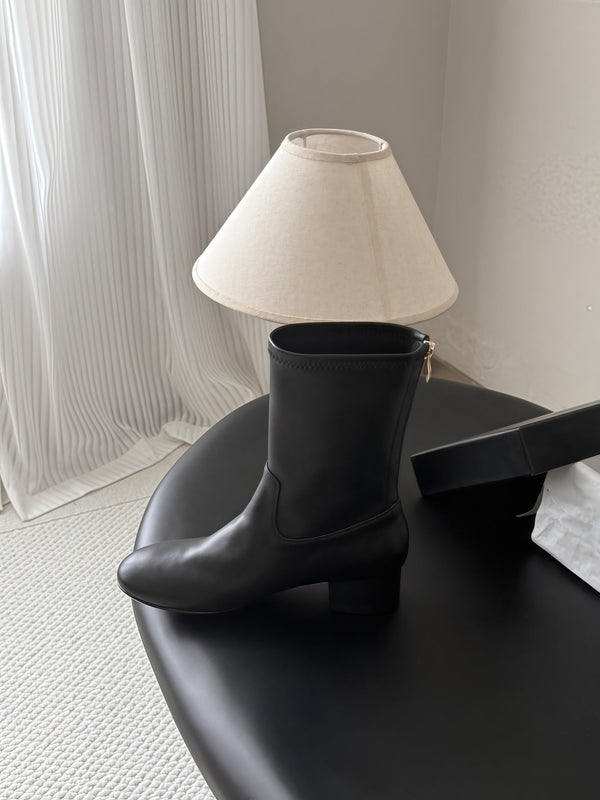 CC 26s Chunky Heel Elastic Short Boots 5cm Black Leather 969715