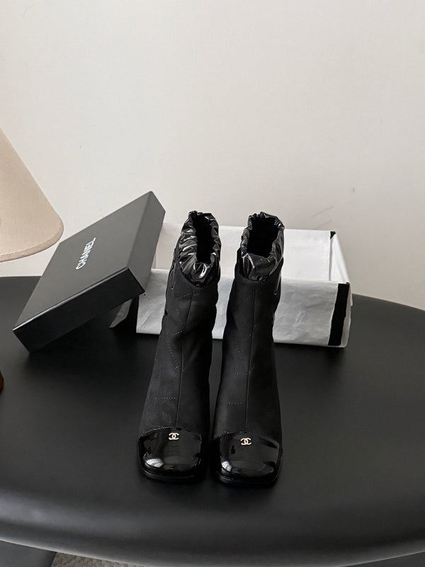 CC 26s Ankle Boots Black Suede Patent Leather 127989