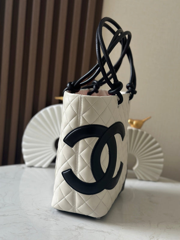 CC 25s Cambon Ligne Tote Bag 24cm In White Mix Black Calfskin