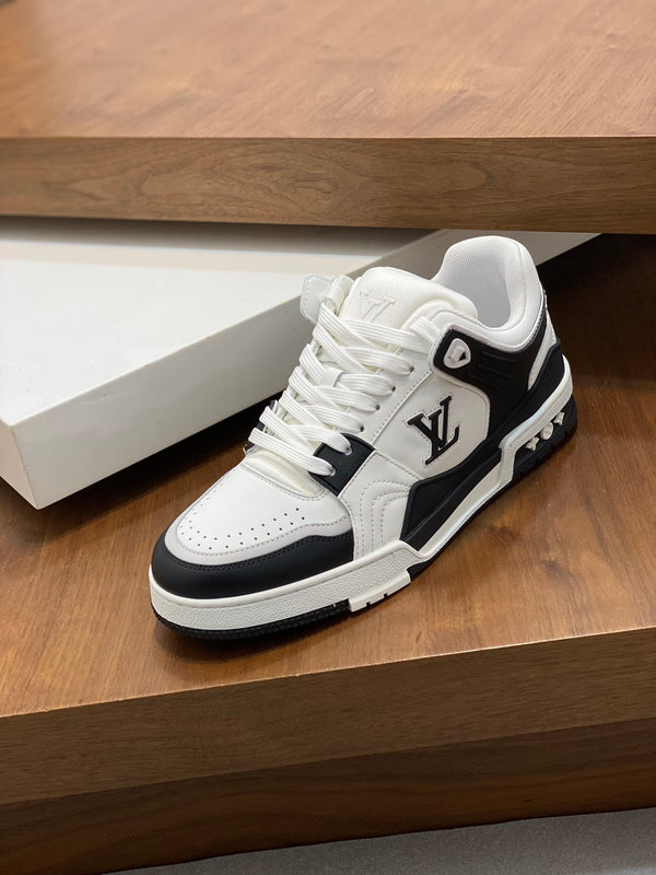 LV TRAINER BLACK WHITE SNEAKER