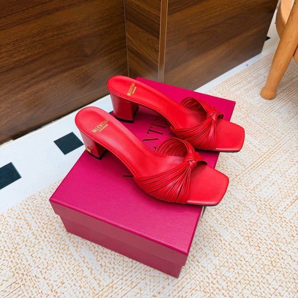 VLTN 26s Annet Mules 6.5cm Red Woven Leather 974328