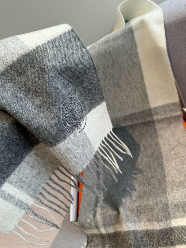 Scarf 180 CM In Grey Black Mix White Cashmere 381230