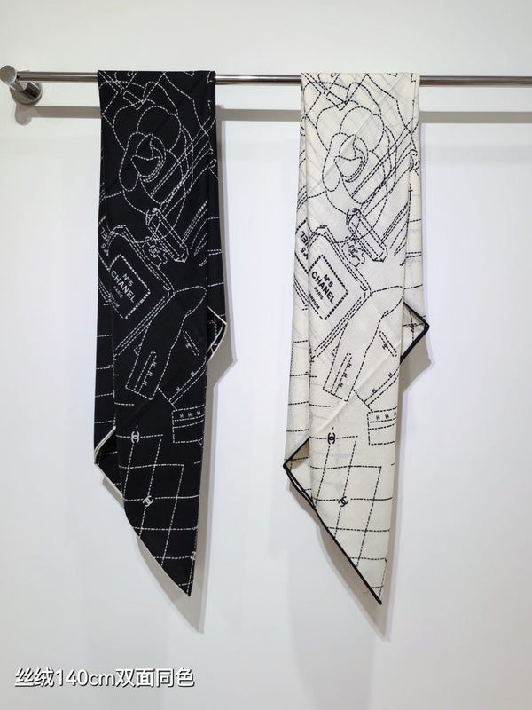 CC 25 Scarf 140CM Black Cashmere 293077