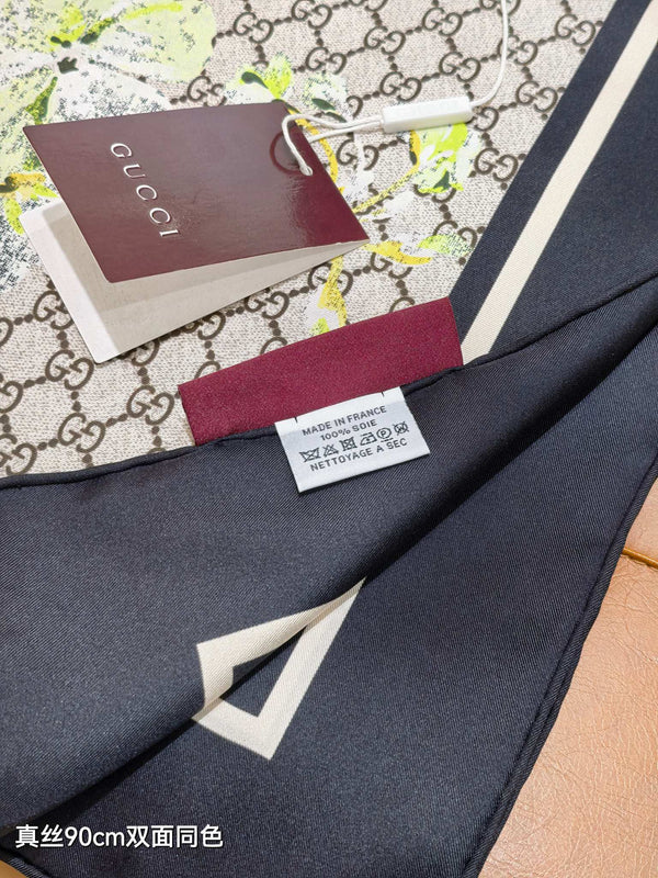 GG Double-Sided Floral 90x90cm Black Colorful Twill Silk 194448