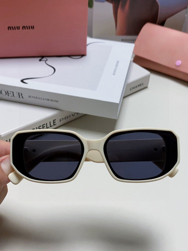 GLIMPSE SUNGLASSES 576819 IN WHITE ACETATE
