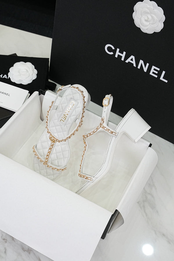 CC 26s Heart CC T-Strap Sandals White Quilted Leather 964934