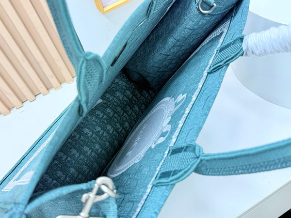 CD Dioramour Book Tote Teal Green Dior Oblique Embroidery with White Lace