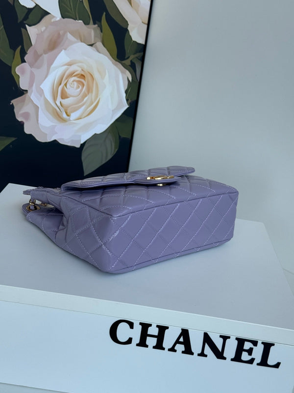 CC 23C Small Hobo Bag 21.5 Violet Lambskin Gold Hardware