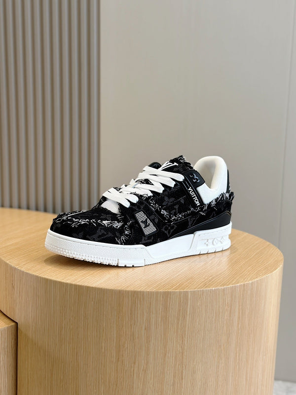 LV TRAINER SNEAKER BLACK MONOGRAM DENIM