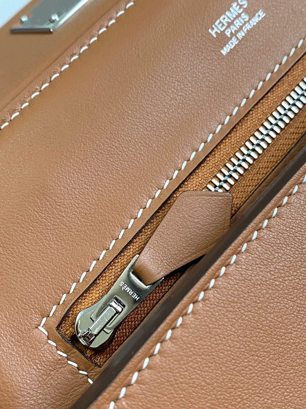 HM 24/24 Mini Bag 21cm Gold Evercolor Leather Silver Hardware