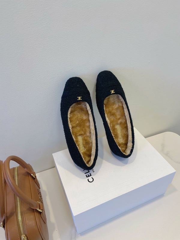 CL 26s Flat Shoes In Black Wool