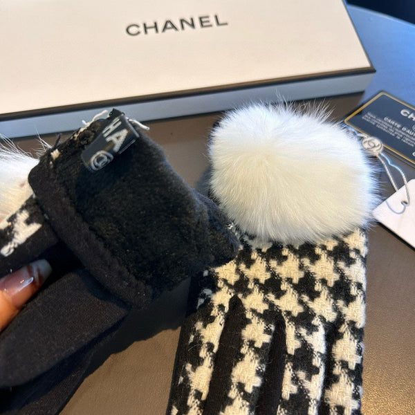 GLOVES IN BLACK MIX WHITE WOOL 462258