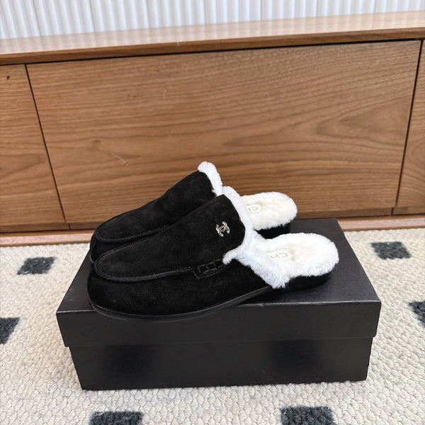 CC 26s Mule Mir Half-Slippers Black White Shearing Suede 983861