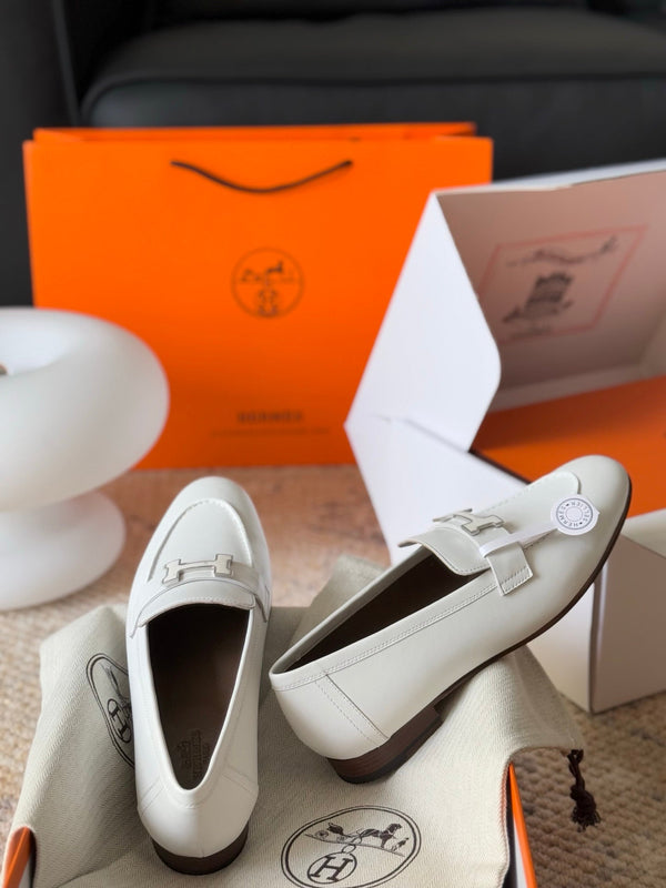 HM Paris Loafers White Calfskin 581242