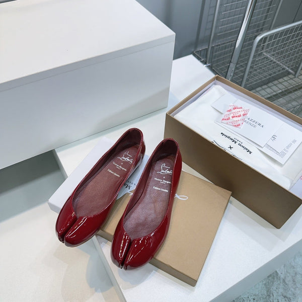 CL x Maison Margiela Ballerina Flats Burgundy Patent Leather 639688