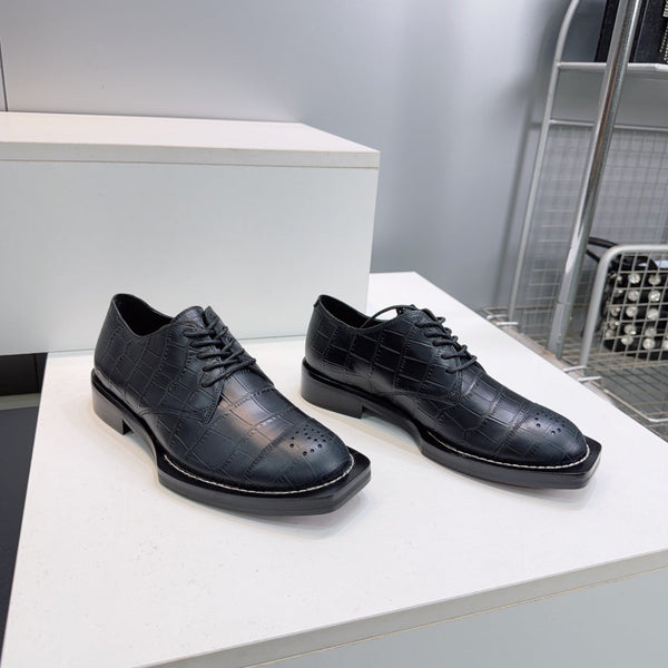 CC Lace-Up Shoes Black Crocodile Embossed Calfskin 842728