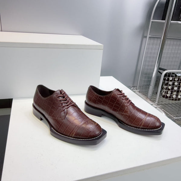 CC Lace-Up Shoes Coffee Crocodile Embossed Calfskin 842729