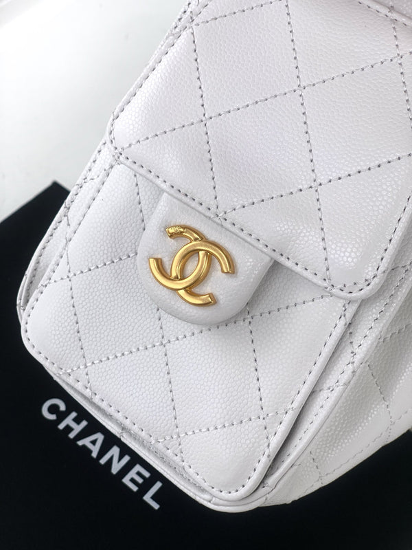 CC 25C Hobo Bags 20cm White Grained Calfskin