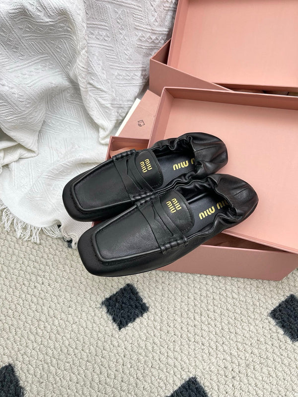 Miu Ruches Black Leather 611334