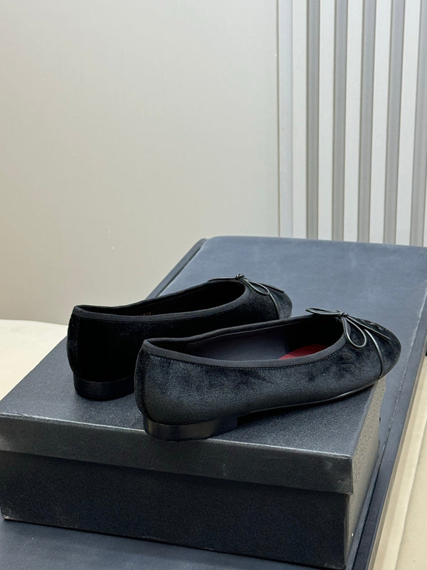 CC 26ss Ballet Flats Black Velvet 623153
