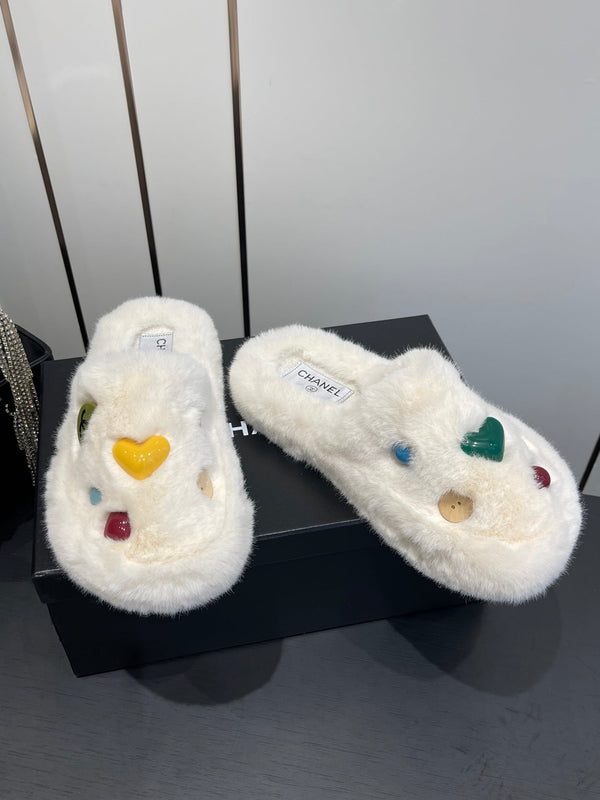 CC Double C Furry Slippers White Fur 554699