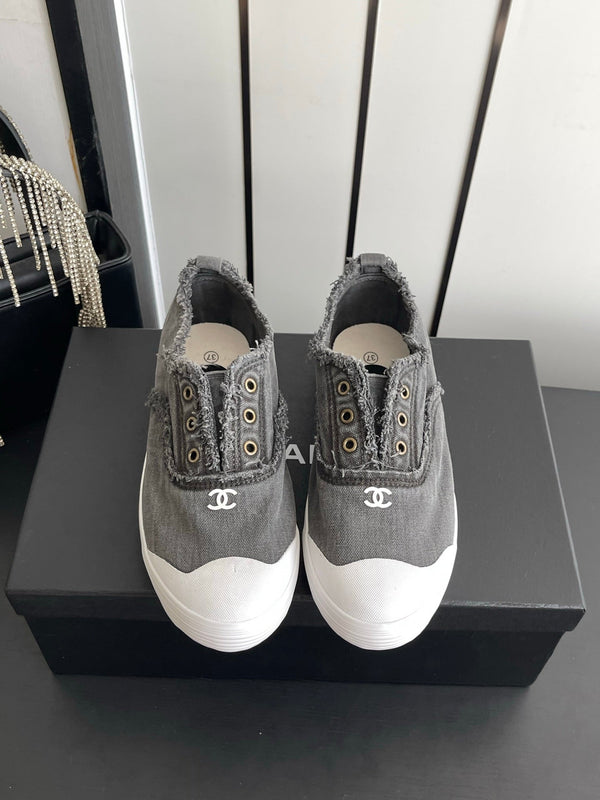 CC 26s Laceless Canvas Sneakers Dark Grey Canvas 945155