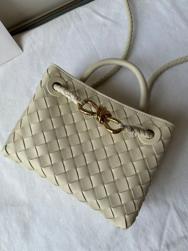 BV Small Andiamo Bag 20cm Ecru Intrecciato Leather 291450