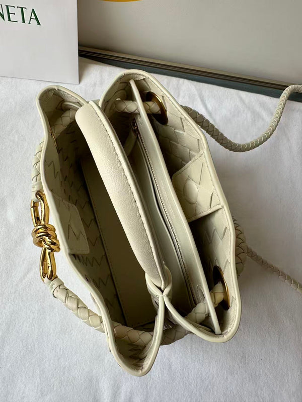 BV Small Andiamo Bag 20cm Ecru Intrecciato Leather 291450