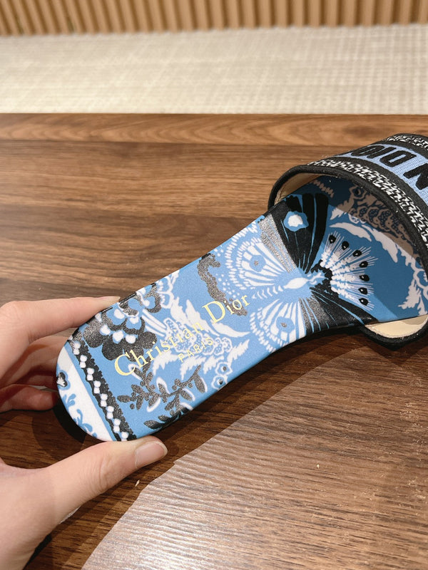 CD 26s Slide Sandals In Blue Floral Print Logo Strap