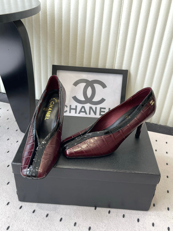 CC 26s Matthieu Blazy Pump 9.5cm Burgundy Embossed Leather 807479