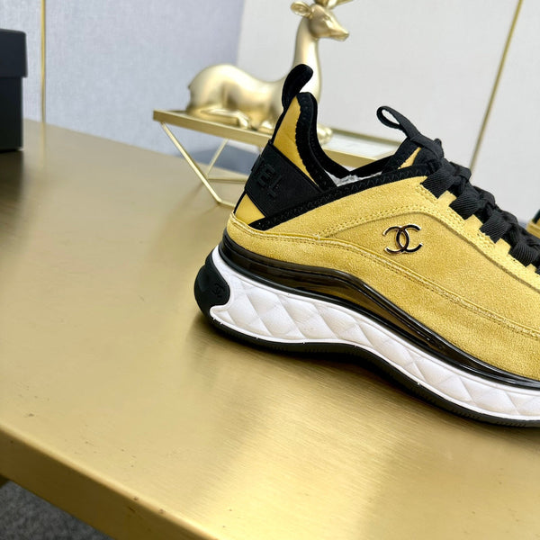 CC 26s Low-Top Chunky Sneakers Yellow Suede Mesh Textile 980822