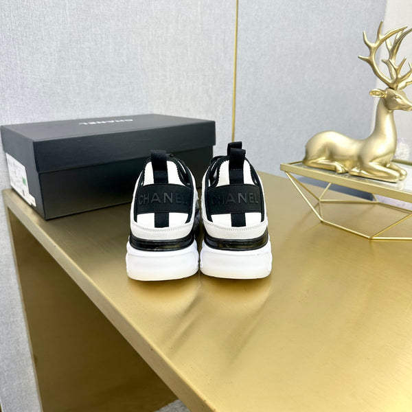CC 26s Low-Top Chunky Sneakers White Suede Mesh Textile 980826