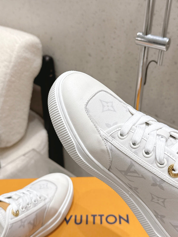 LV x TM Lagoon Sneaker White Canvas Lace 610799