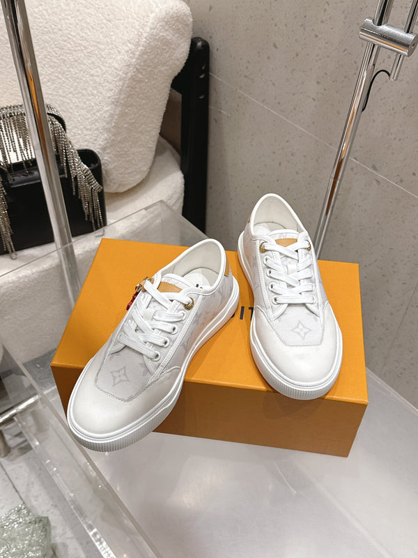 LV x TM Lagoon Sneaker White Canvas Lace 610799