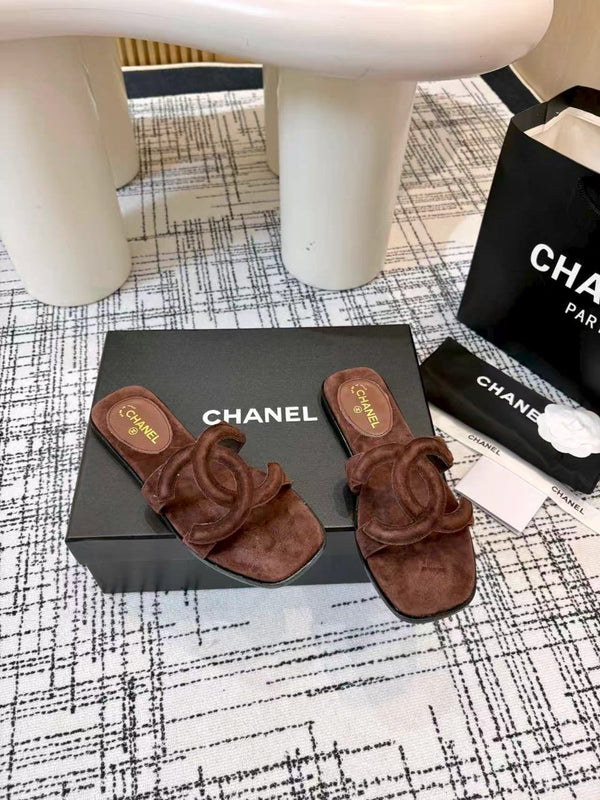 CC 26s Open-toe Sandal Chocolate Suede 681941