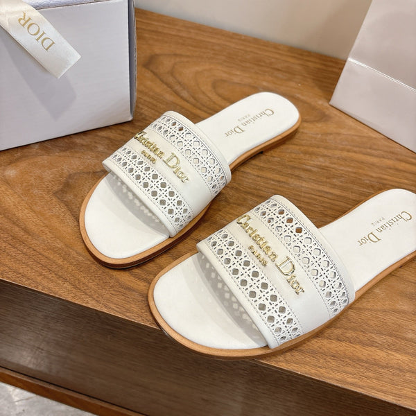 CD 26s Hollow-out Slippers White Leather 998234