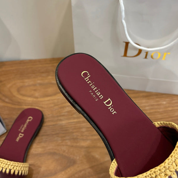 CD 26s Strappy Slippers Burgundy Leather 998643