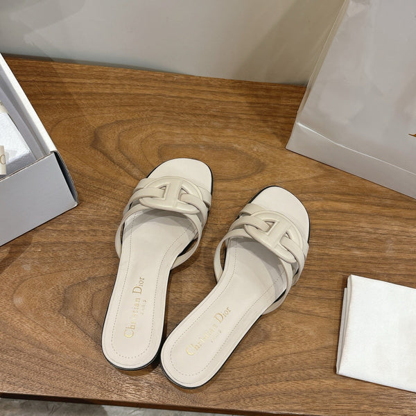 CD 26s D-Club Slides 4.5cm Cream Calfskin 998647