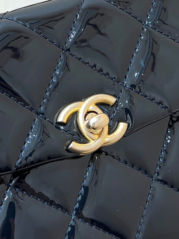 24s 31 ruecambon 15cm black patent calfskin