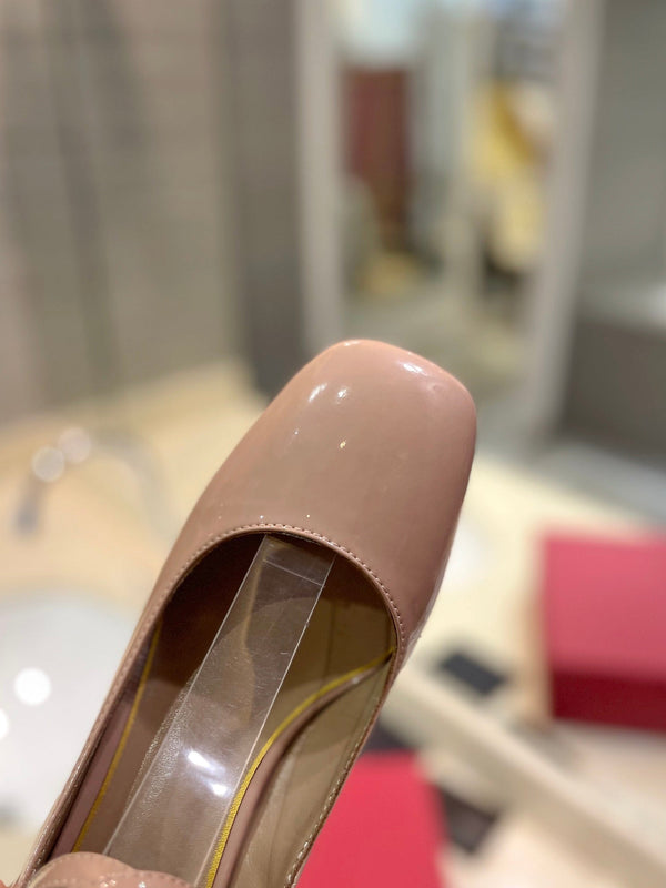 VLTN 26s VLogo Block Heels Nude Patent Leather 985377