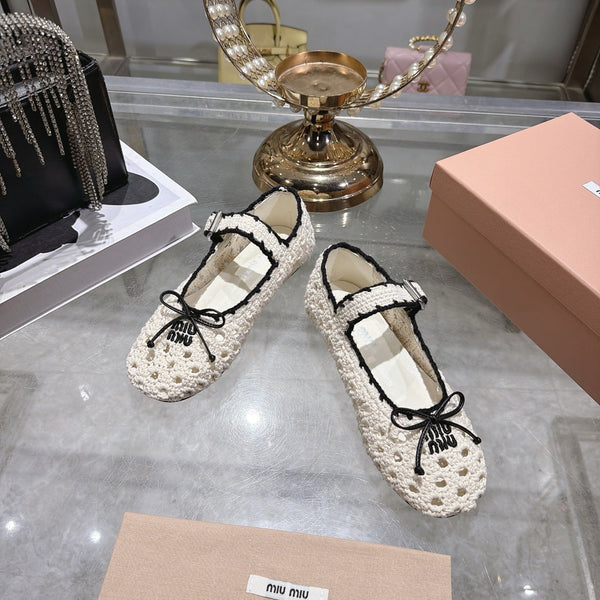 Miu Crochet Ballerinas Cream Black Wool Leather 901742