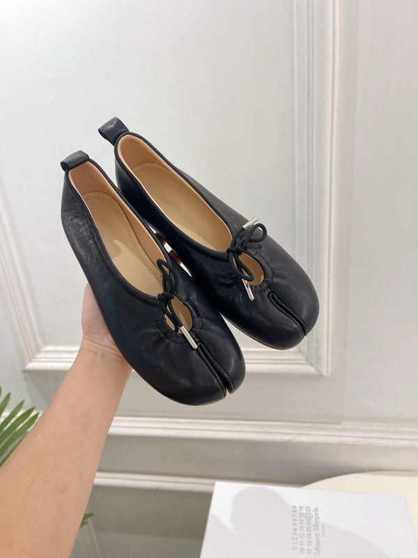 MM 26s Tabi Ballet Flats Black Lambskin 947488