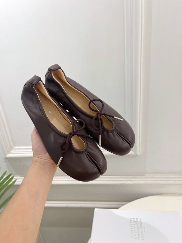 MM 26s Tabi Ballet Flats Chocolate Lambskin 947491