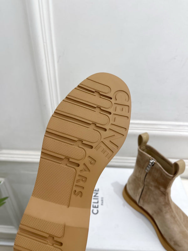 CE 26s Flow Zipped Ankle Boots Khaki Suede 947591