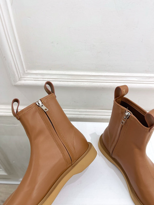 CE 26s Flow Zipped Ankle Boots Camel Leather 947594
