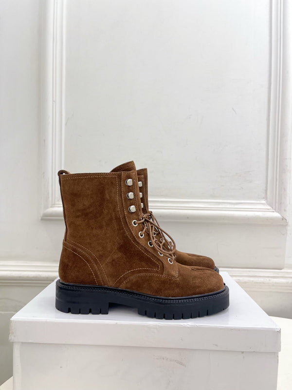 MM Tabi Lace Up Boots Tan Suede 112265