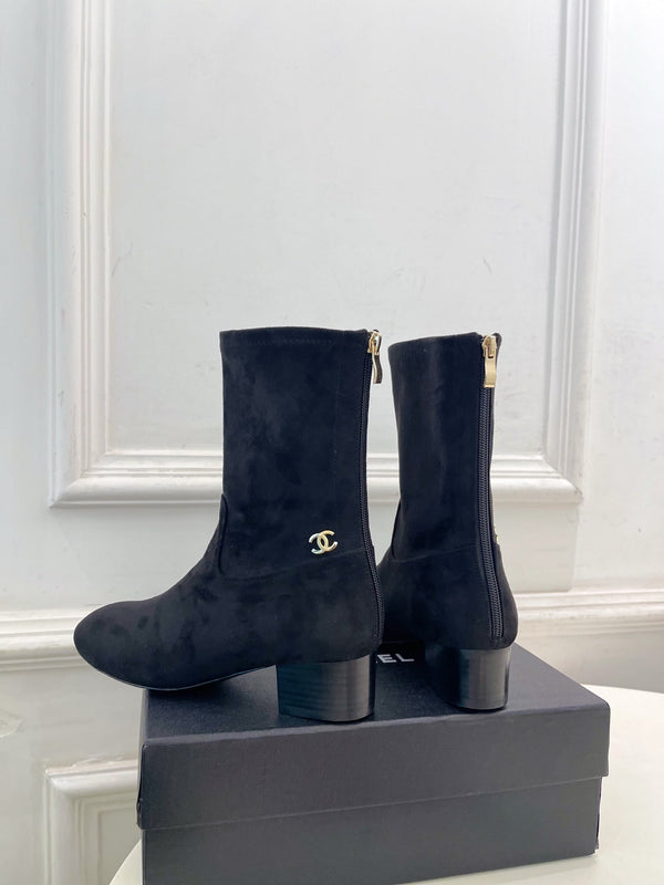 CC 26S Logo Botines 4cm Black Suede 111847