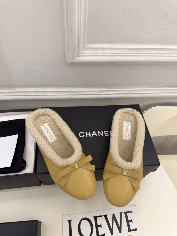 CC 26s Mules Mustard Yellow Sheepskin Shearling 111933