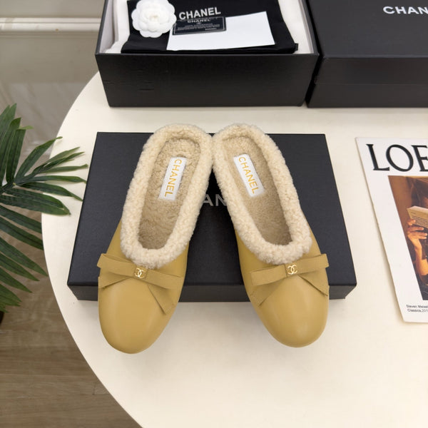CC 26s Mules Mustard Yellow Sheepskin Shearling 111933