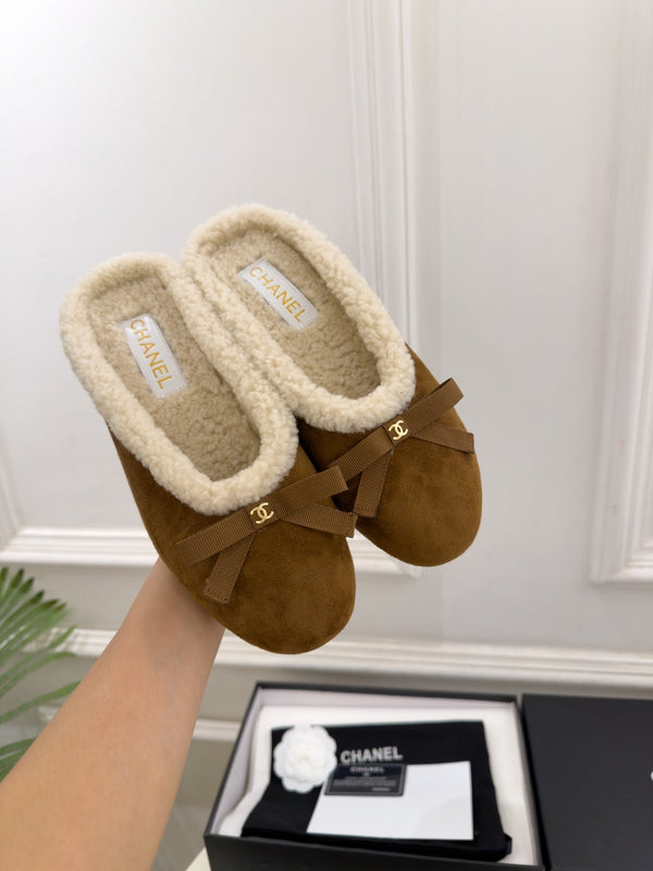 CC 26s Mules Dark Brown Suede Shearling 111936